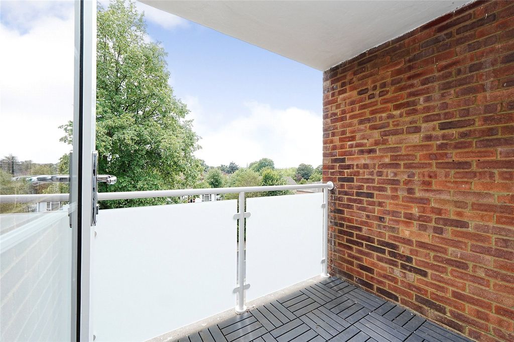 Property photo 2 of 16 Picture No. 73