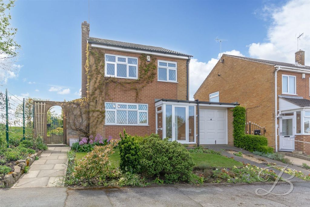Property photo 1 of 25 79Xw1H6Cxkaibtwxeivs8Q.Jpg