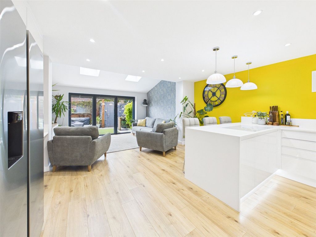 Property photo 2 of 20 Picture No. 03