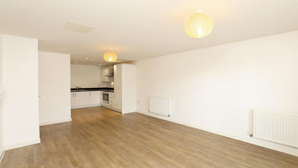 Property photo 1 of 9 Photo