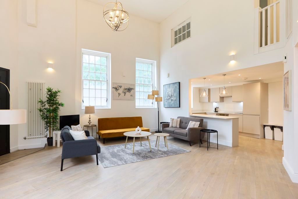 Property photo 1 of 9 Photo 2