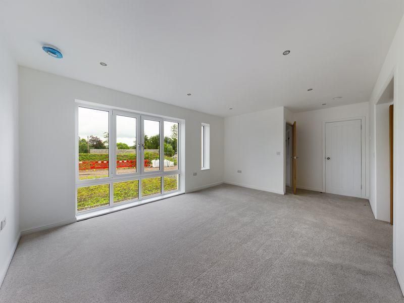 Property photo 2 of 15 435321A25E9F9E1B5B5B9096d2c558Da.Jpg