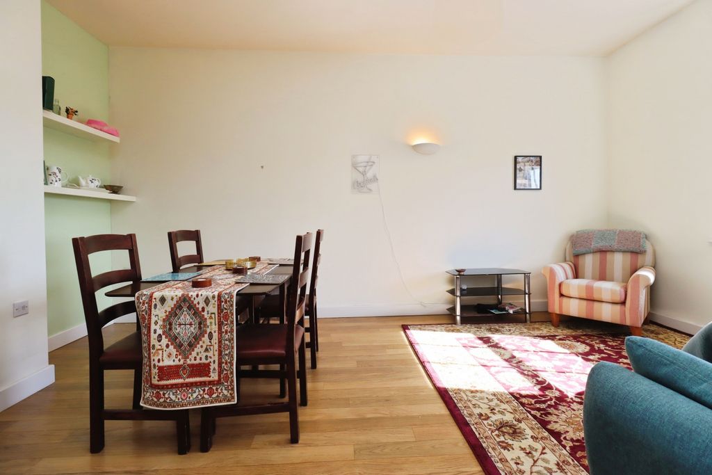 Additional image 6 of 2 bed flat for saleThe Chestnuts, Shrewsbury SY5