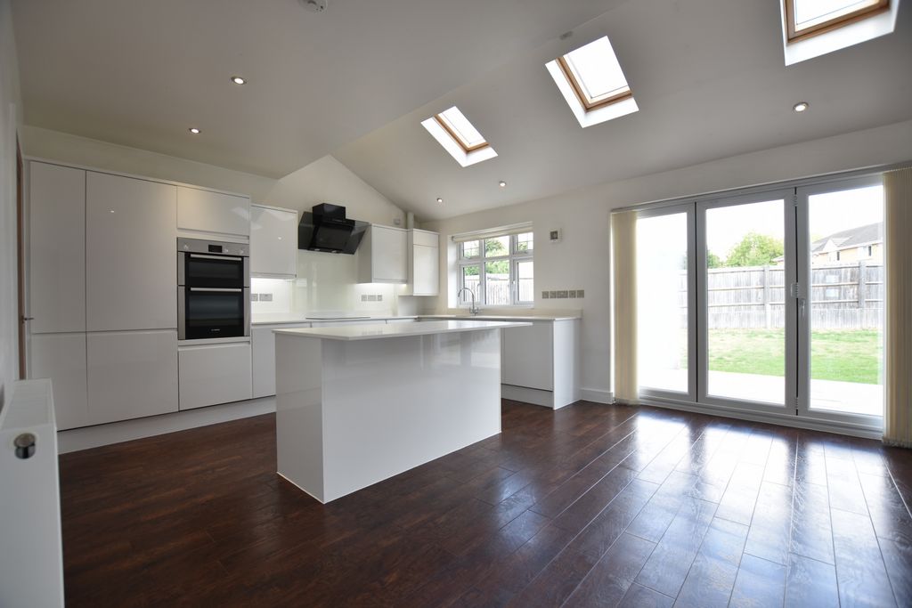 Property photo 2 of 12 Open Plan Kitchen Dir