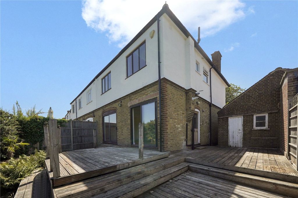 Property photo 1 of 17 Picture No. 03