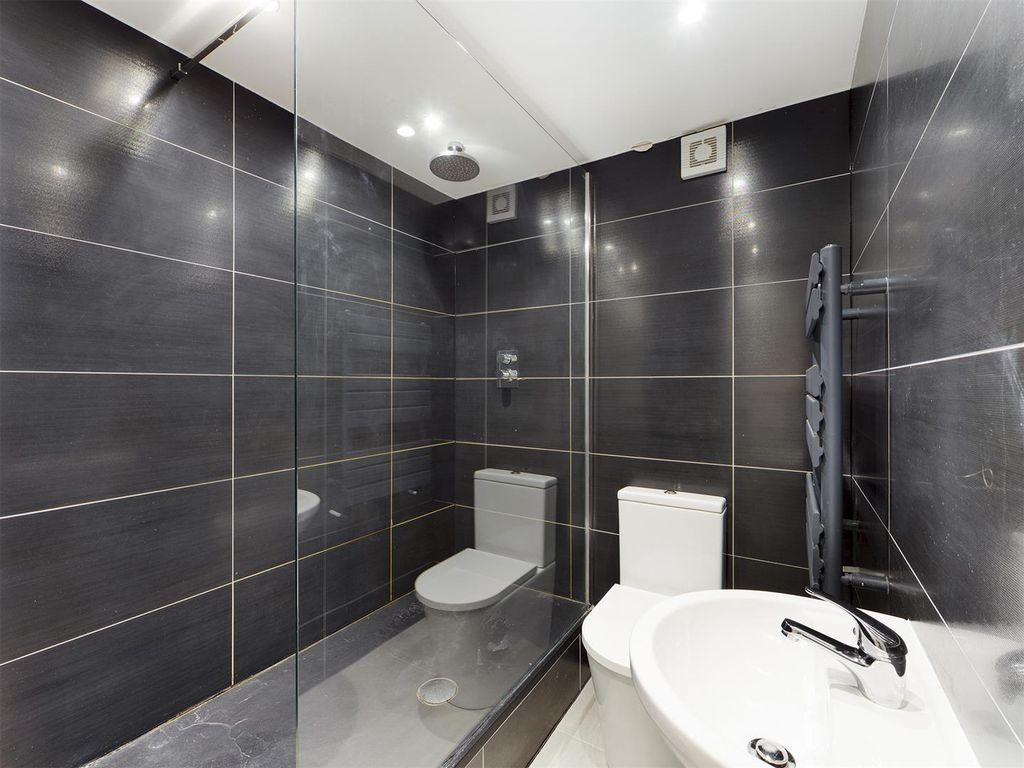 Property photo 3 of 16 Cam00148P1-Pr0113-Still12.Jpg