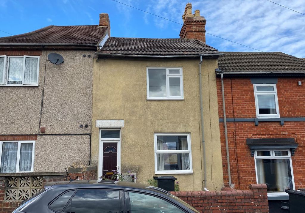 Property photo 1 of 17