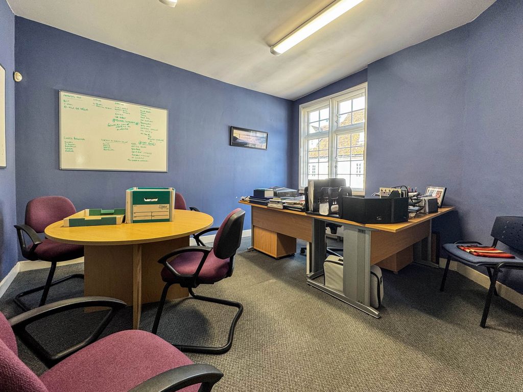 Property photo 1 of 10 A