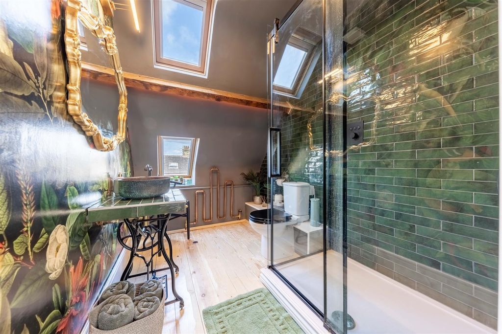 Property photo 2 of 14 Ba-12.Jpg