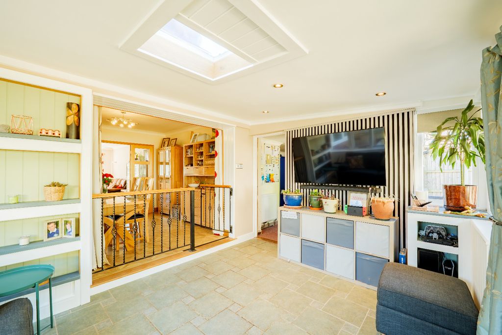 Property photo 3 of 31 53539610