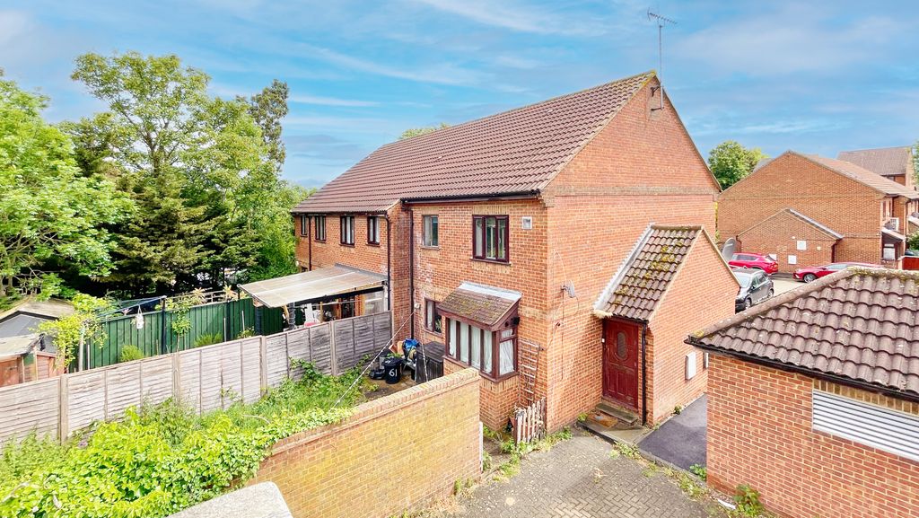 Property photo 1 of 12