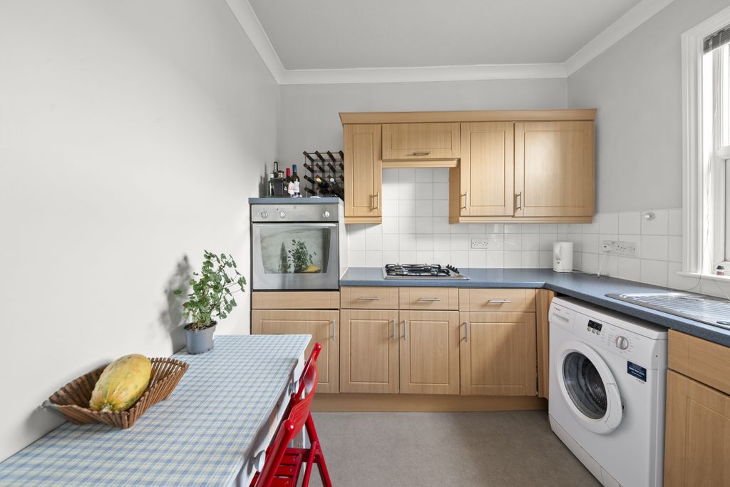 Property photo 1 of 9 Photo 2