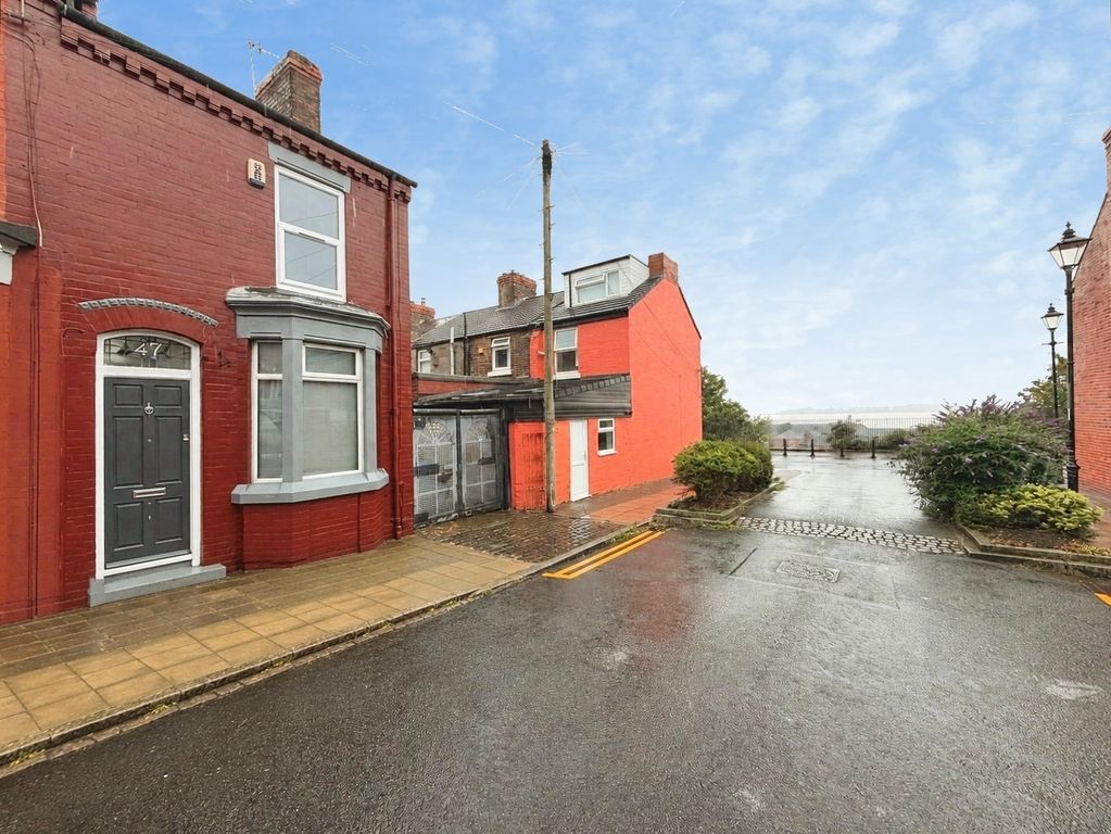 Property photo 1 of 13 12