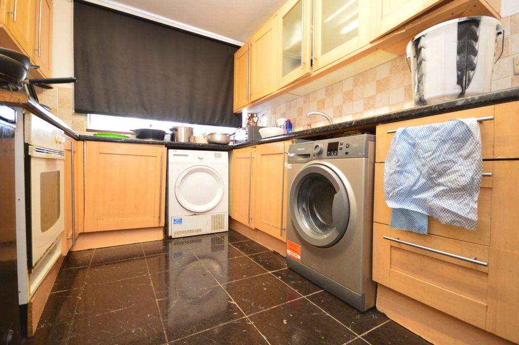 Property photo 2 of 9 Dsc 0317