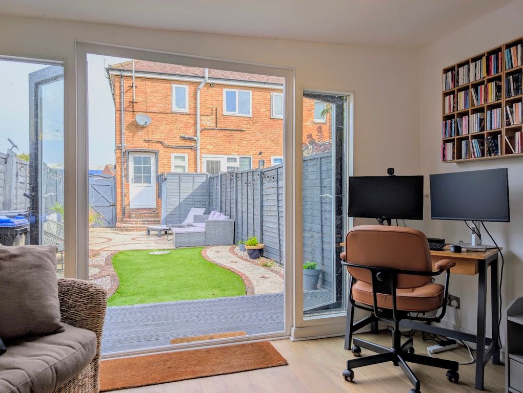 Property photo 2 of 24