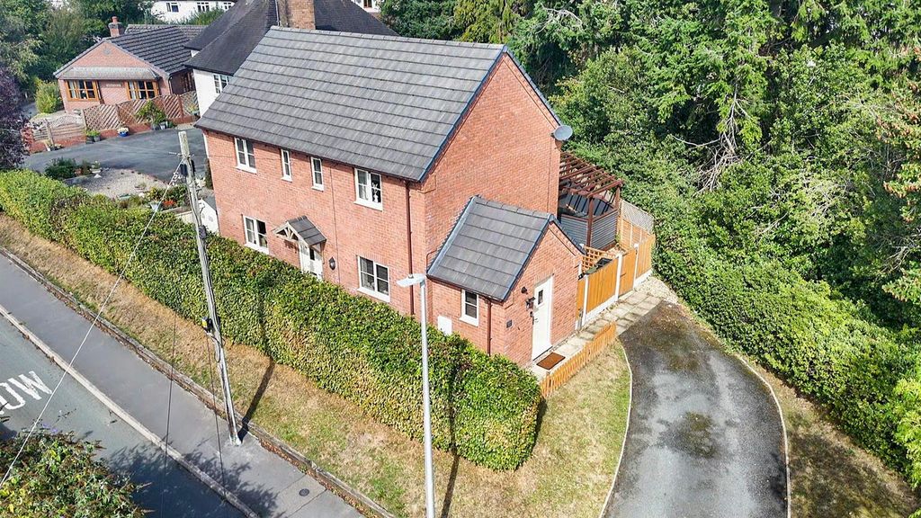 Property photo 1 of 21 Dji_Fly_20250908_125955_0_1757332795264_Photo_Low_