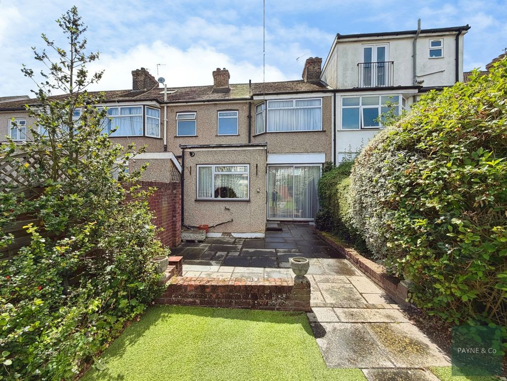 Property photo 2 of 17