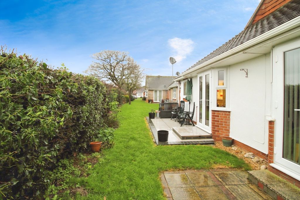 Additional image 16 of 1 bed property for saleMeadow Close, Elmstead, Colchester CO7