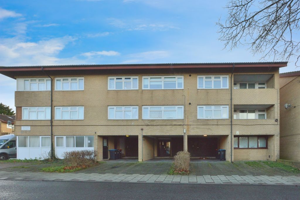 Property photo 1 of 17