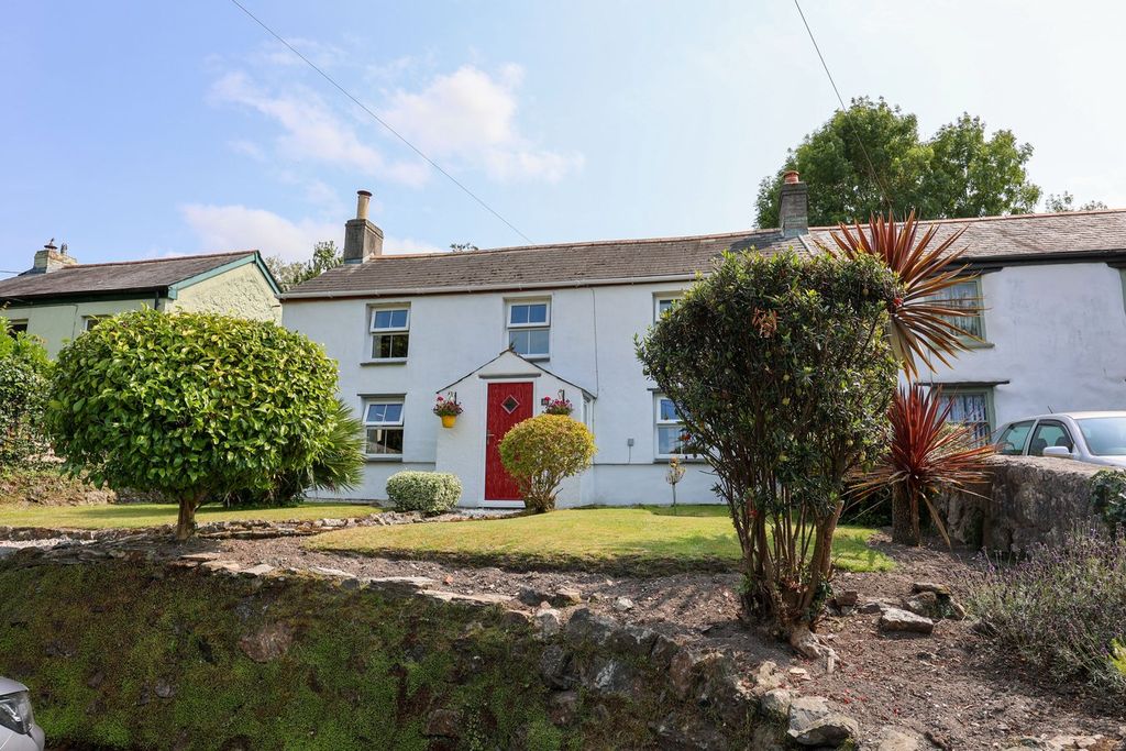 Property photo 2 of 33