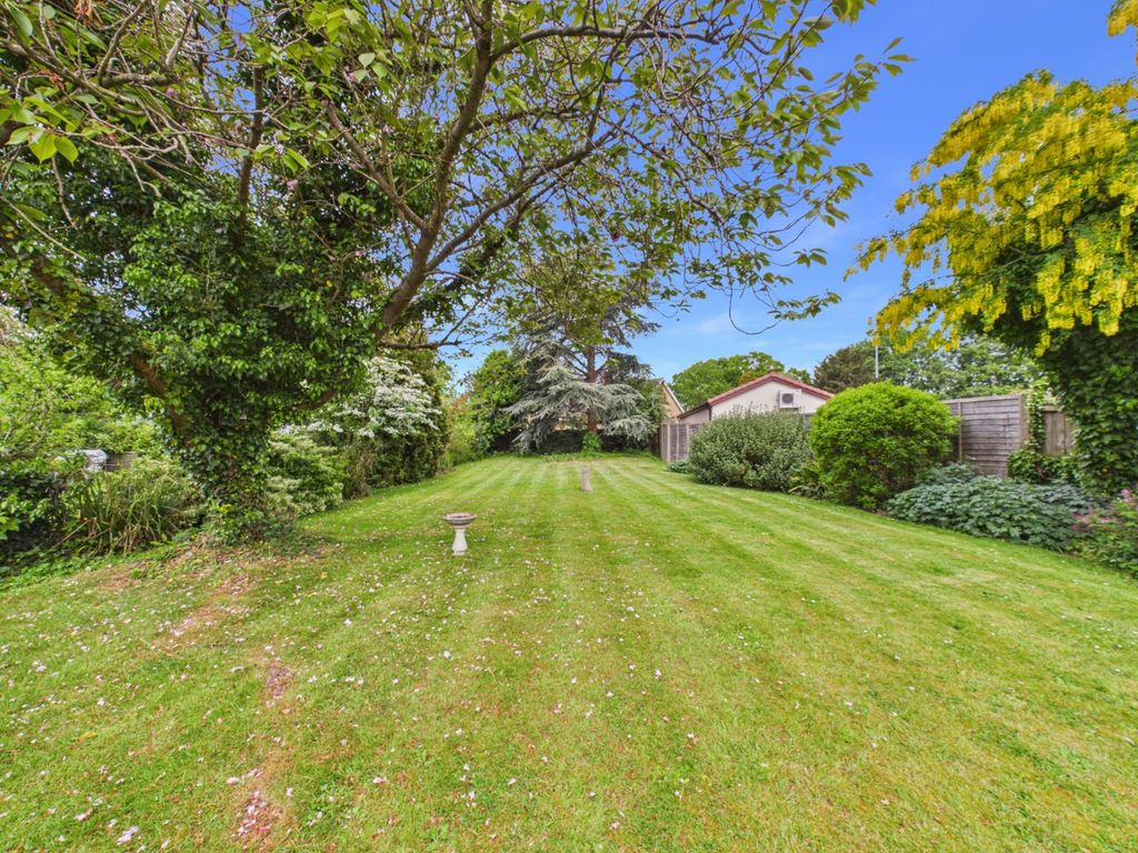 Property photo 1 of 18 5088921