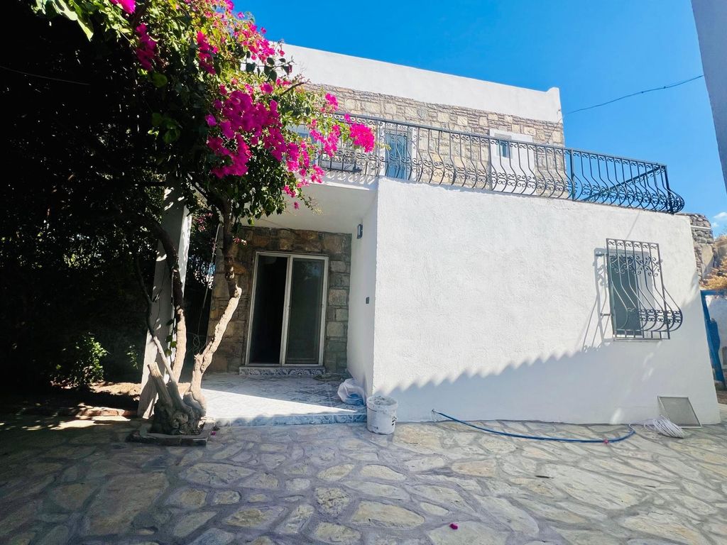 Property photo 2 of 20 Two Completely Renovated Villas In Bodrum For Sale - First Villa With Balcony