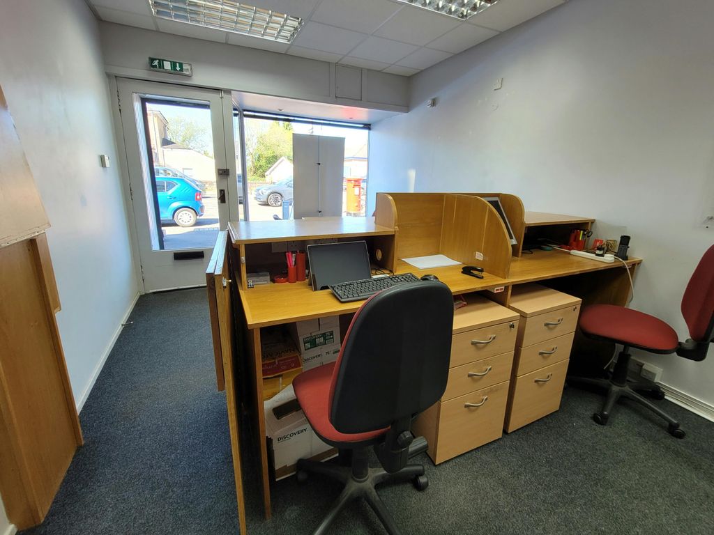 Property photo 3 of 3 1000032793.Jpg