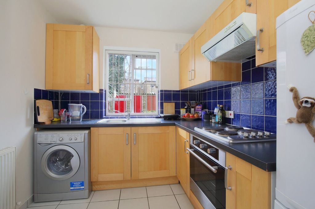 Property photo 3 of 9