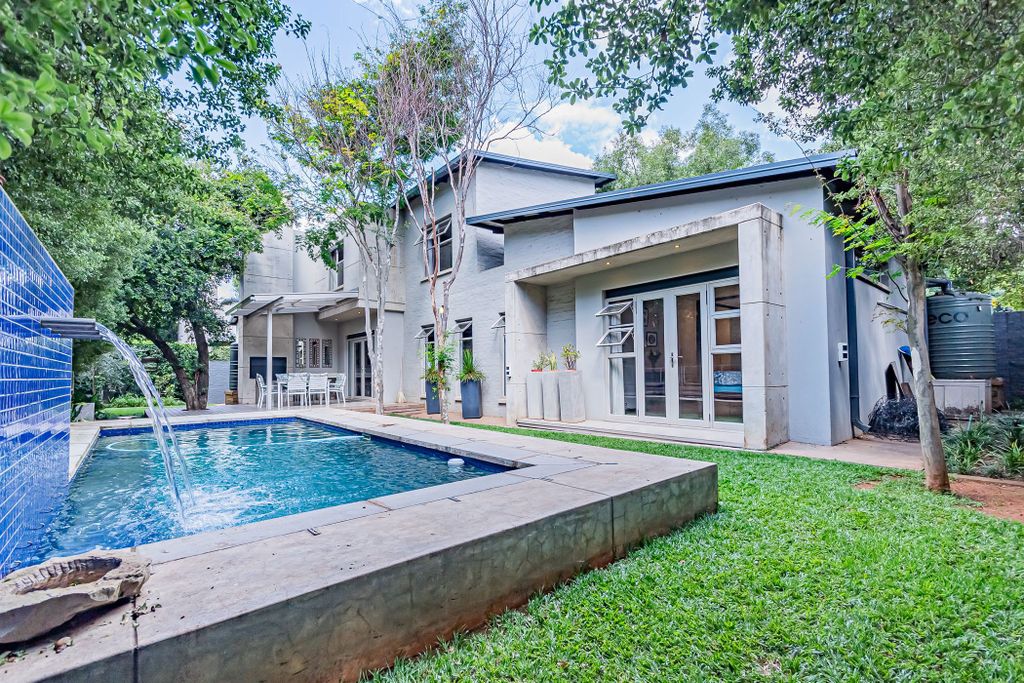 Property photo 1 of 57 Pt1740284