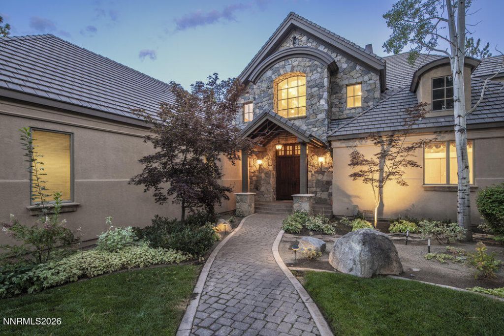 Property photo 1 of 30