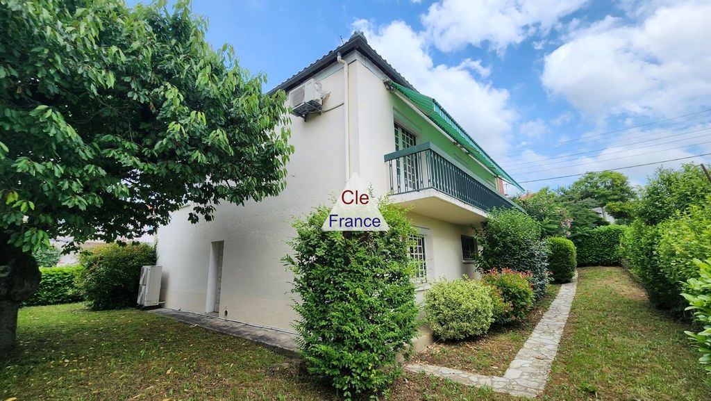 Property photo 1 of 9