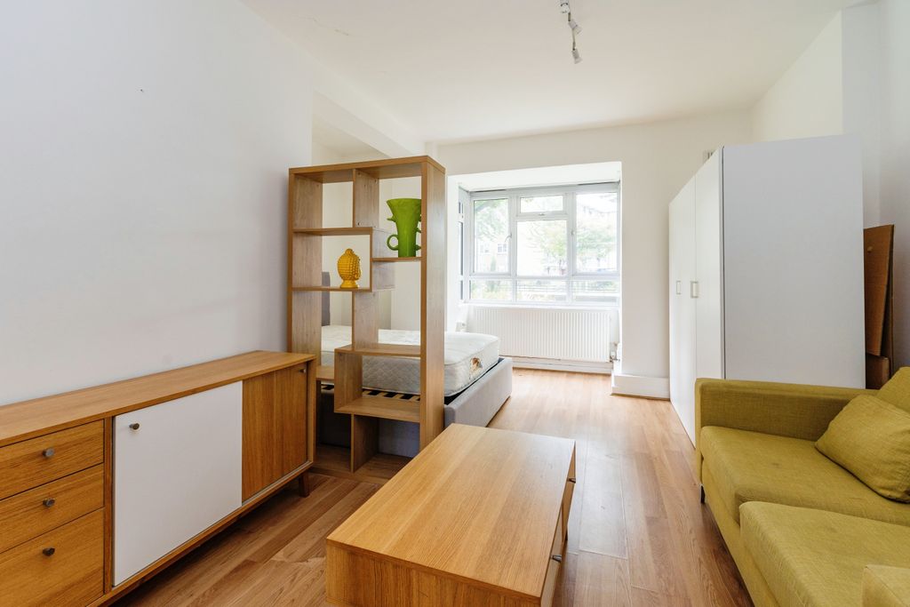 Property photo 1 of 7 1