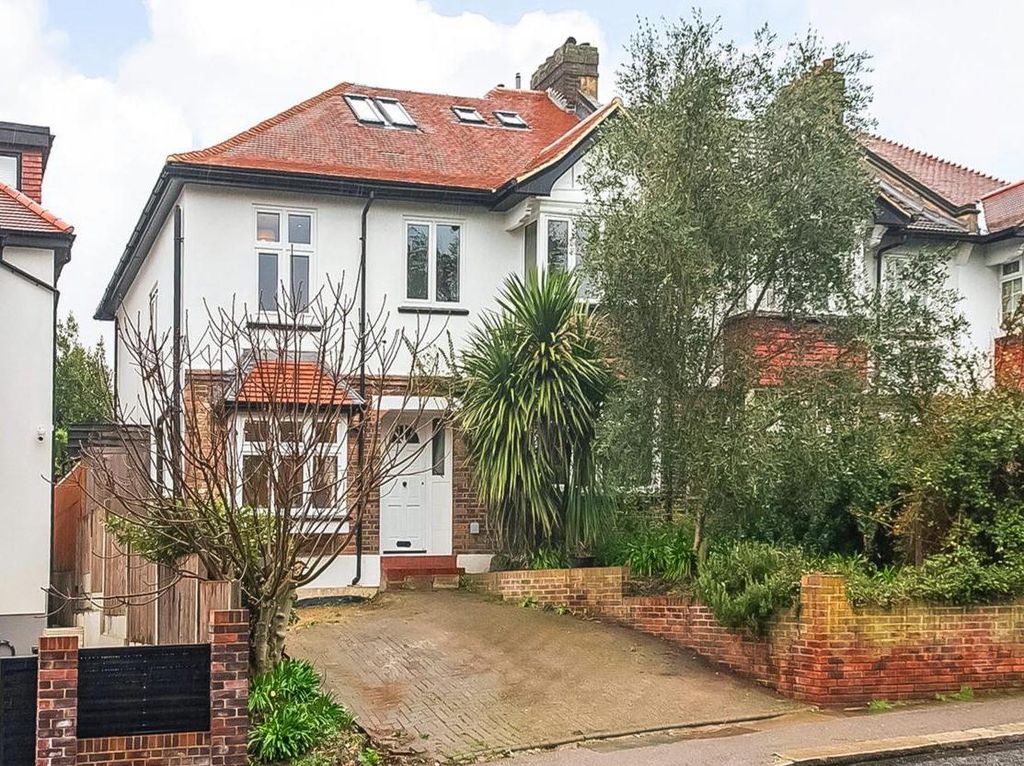 Property photo 1 of 16 External.Jpg