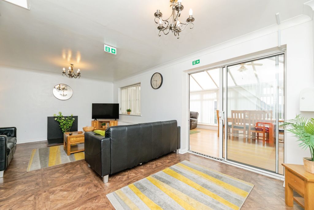 Property photo 2 of 16 Photography