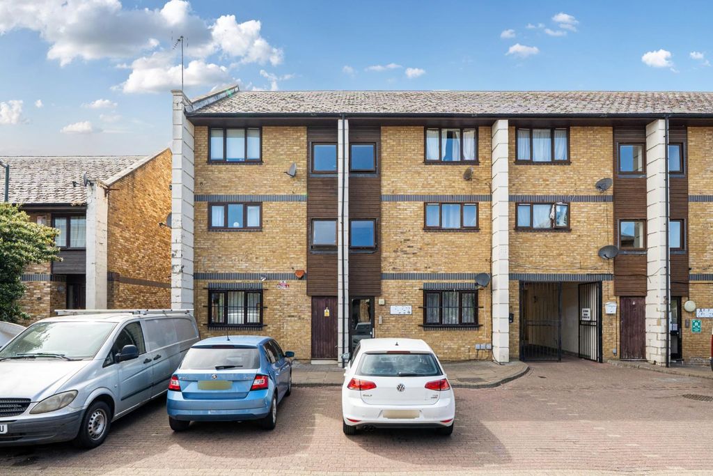 Property photo 1 of 14 13-69Fc5cd9Ca9F0-1447689-22-69F9Cb95Ddc74-Arw-1-13