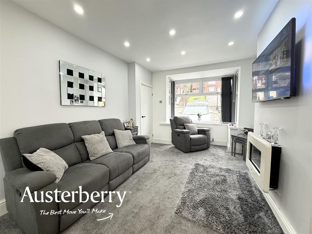 Property photo 2 of 14 Img_6013.Jpg