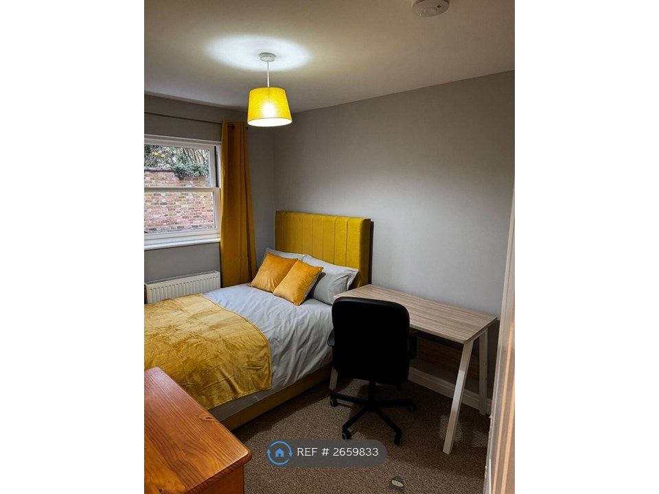 Property photo 2 of 22