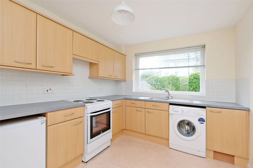 Property photo 3 of 18 Picture No. 29