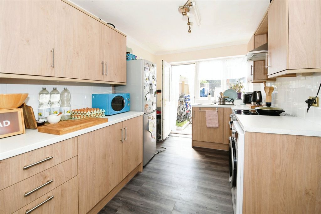 Property photo 2 of 17 Photography