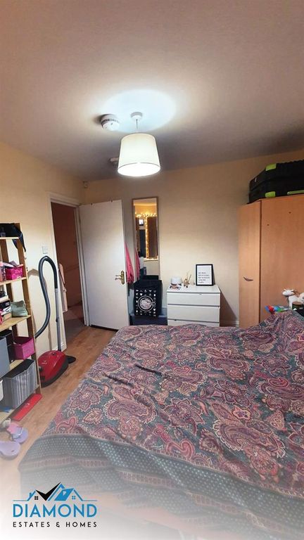 Property photo 2 of 3