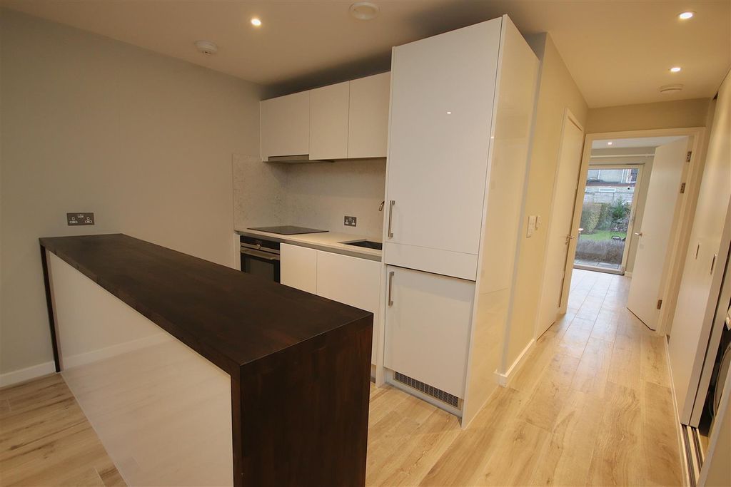 Property photo 3 of 8 Img_5615.Jpg