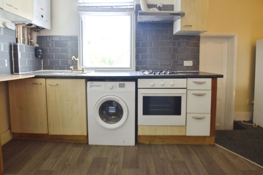 Property photo 2 of 8 Pbox-Img.Jpg