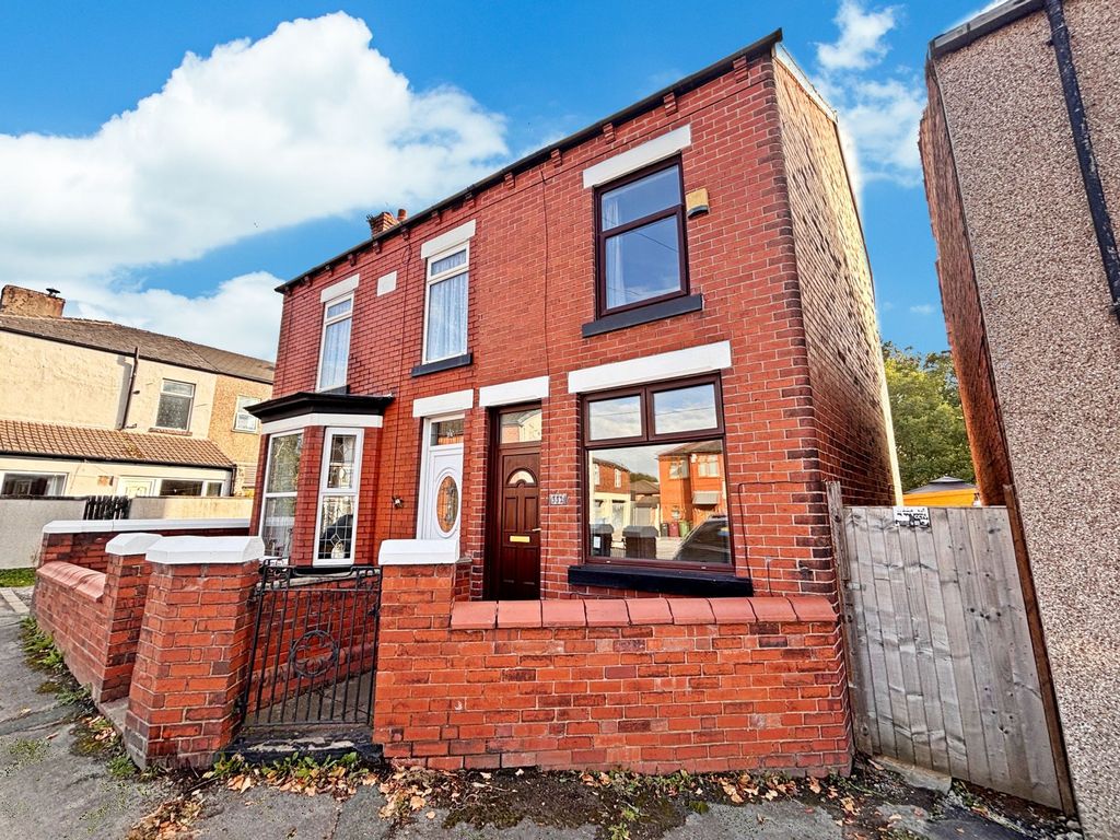 Property photo 1 of 11 Front External