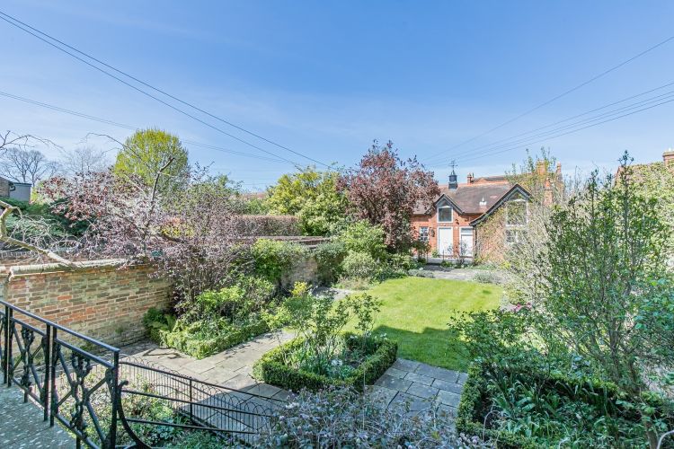 Property photo 2 of 13 159276