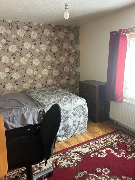 Property photo 2 of 4