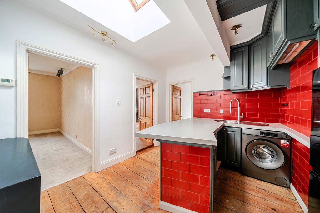 Property photo 3 of 30 1-6A57A33E7c081-1...
