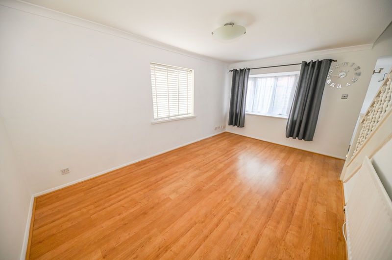 Property photo 2 of 13 Photo 6