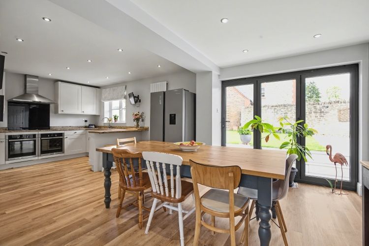 Property photo 2 of 19 326874