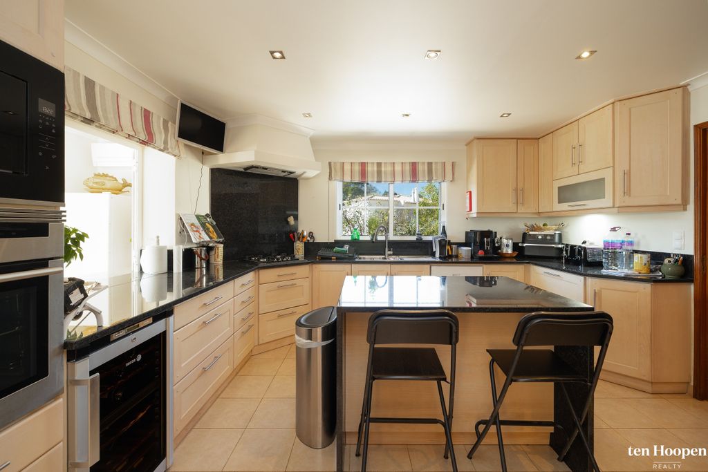 Property photo 3 of 30