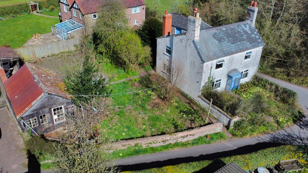 Property photo 2 of 26
